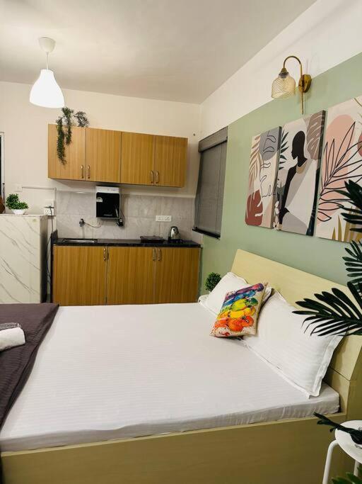 Sage : Private Studio Room In Koregaon Park Pune Eksteriør bilde