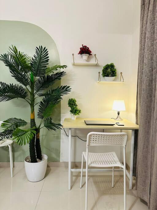 Sage : Private Studio Room In Koregaon Park Pune Eksteriør bilde